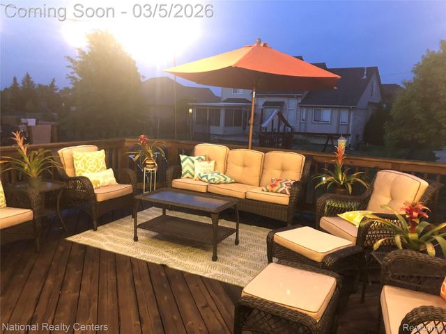 50374 Nesting Ridge Drive, Macomb Township, MI 48044