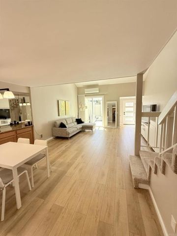 6209 Caminito Araya, San Diego, CA 92122