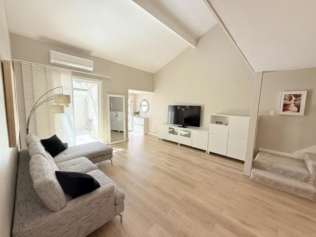 6209 Caminito Araya, San Diego, CA 92122