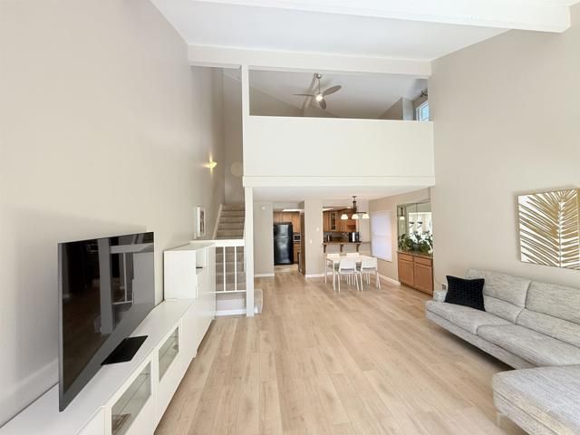 6209 Caminito Araya, San Diego, CA 92122