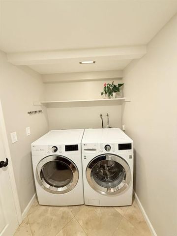 6209 Caminito Araya, San Diego, CA 92122