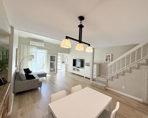 6209 Caminito Araya, San Diego, CA 92122