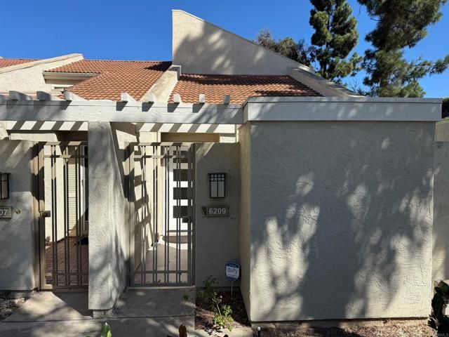 6209 Caminito Araya, San Diego, CA 92122