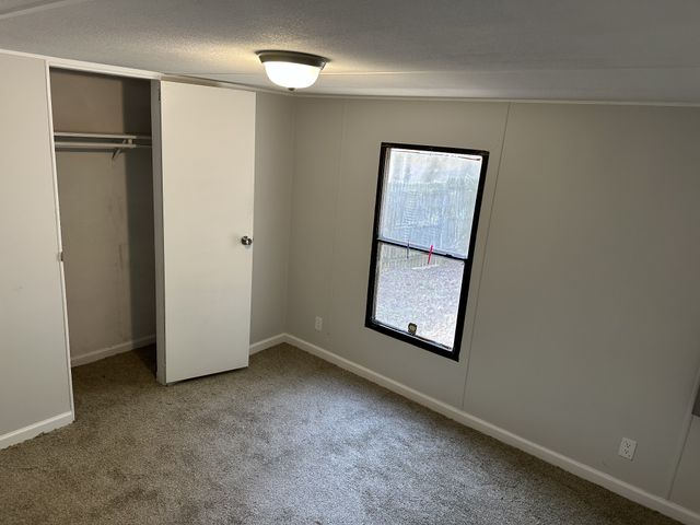 16 Patterson Ln, Pleasant Shade, TN 37145