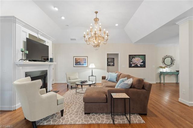 233 Brooks Landing Drive, Winston-salem, NC 27106