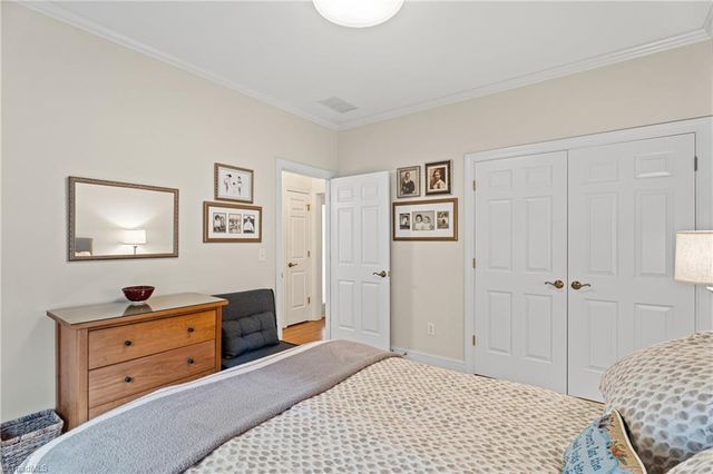 233 Brooks Landing Drive, Winston-salem, NC 27106