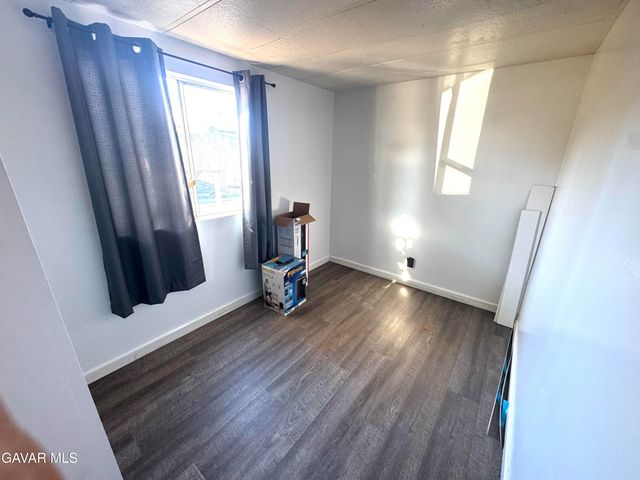 45800 Challanger Way 136, Lancaster, CA 93535