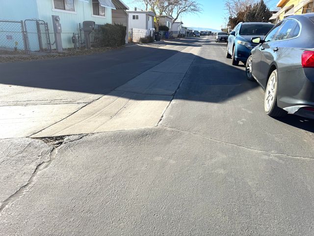 45800 Challanger Way 136, Lancaster, CA 93535