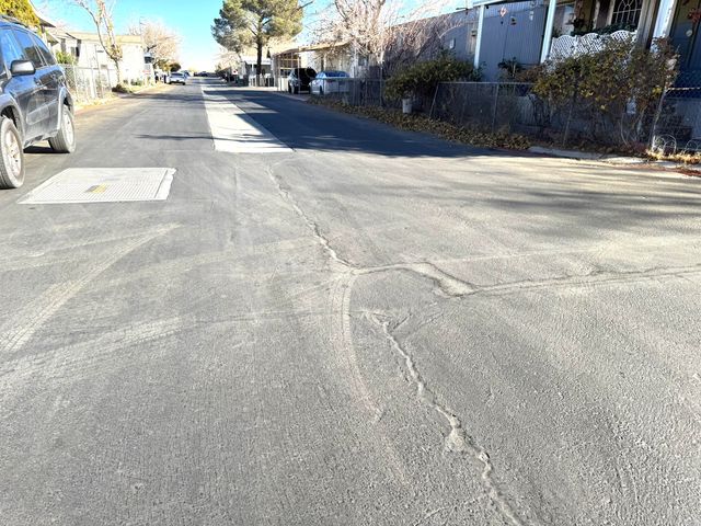 45800 Challanger Way 136, Lancaster, CA 93535