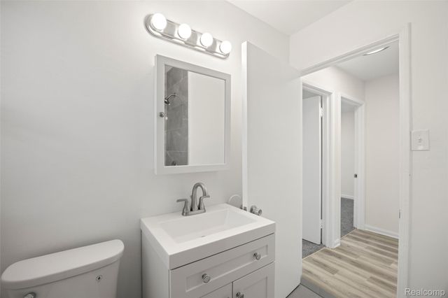 10731 Albany Street, Oak Park, MI 48237