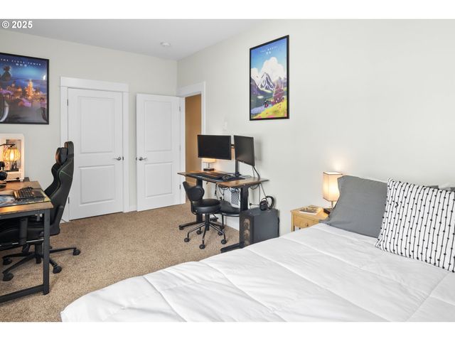 230 MARITIME Ln, Astoria, OR 97103