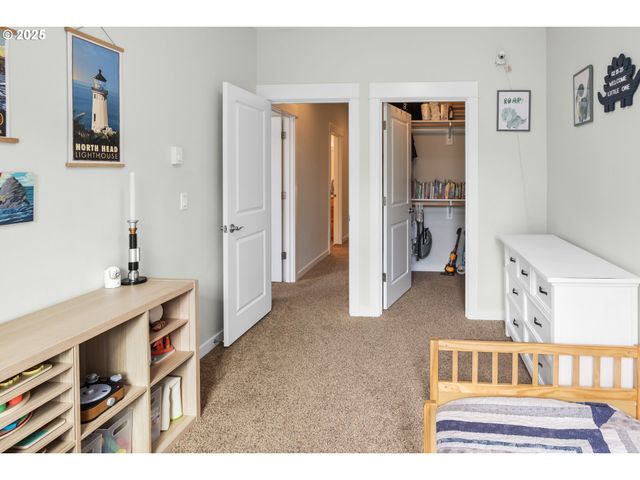 230 MARITIME Ln, Astoria, OR 97103