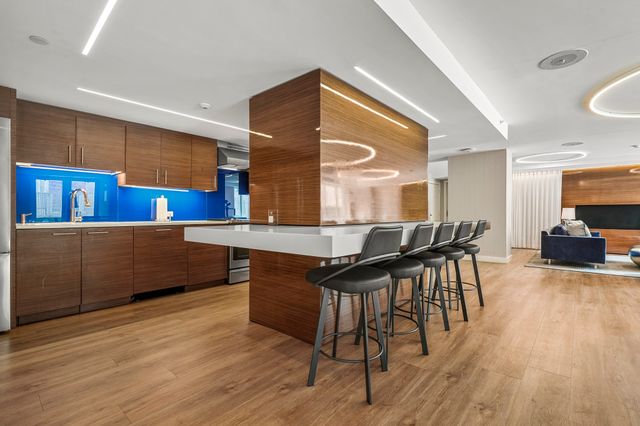 151 Tremont St 22s, Boston, MA 02111