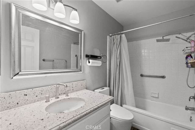 18 Brookdale, Irvine, CA 92604