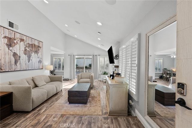 18 Brookdale, Irvine, CA 92604