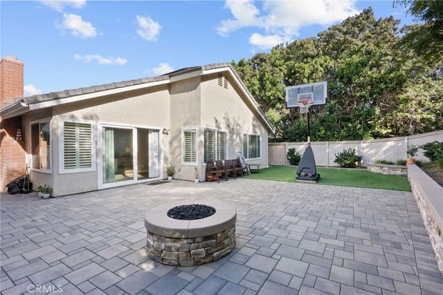 18 Brookdale, Irvine, CA 92604