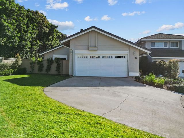 18 Brookdale, Irvine, CA 92604