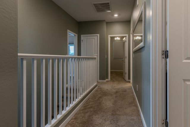 1111 W Diamondback Drive, Chandler, AZ 85286