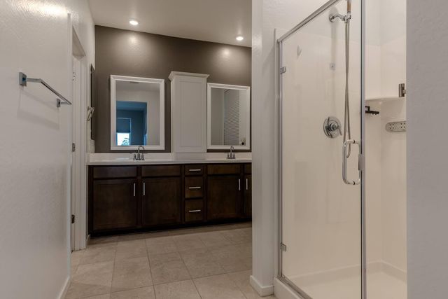 1111 W Diamondback Drive, Chandler, AZ 85286