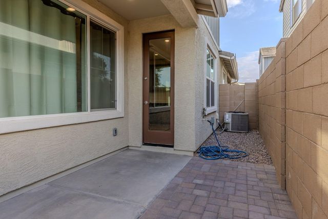 1111 W Diamondback Drive, Chandler, AZ 85286