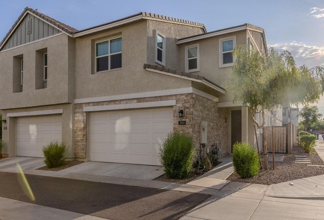 1111 W Diamondback Drive, Chandler, AZ 85286
