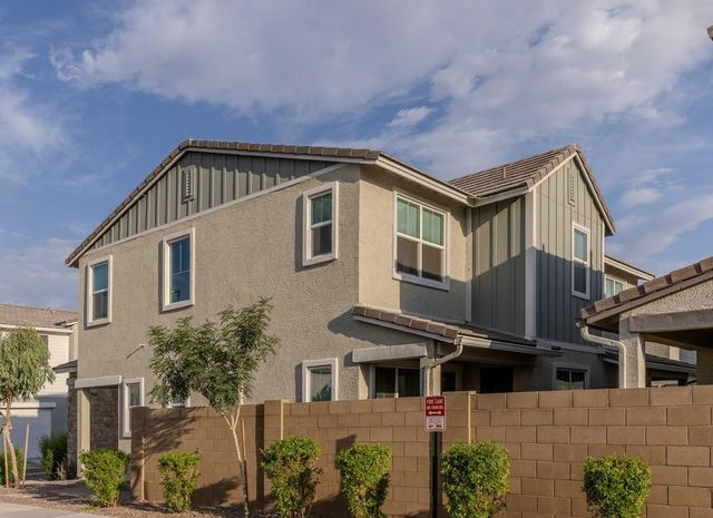 1111 W Diamondback Drive, Chandler, AZ 85286
