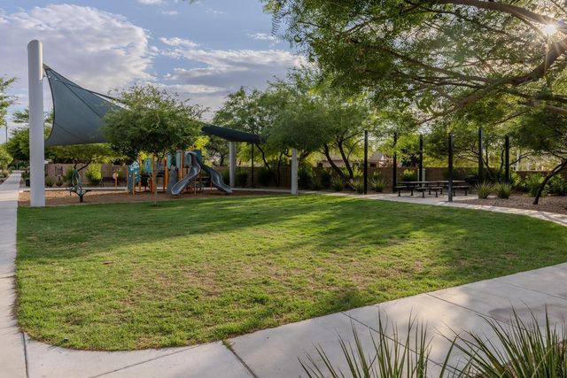 1111 W Diamondback Drive, Chandler, AZ 85286