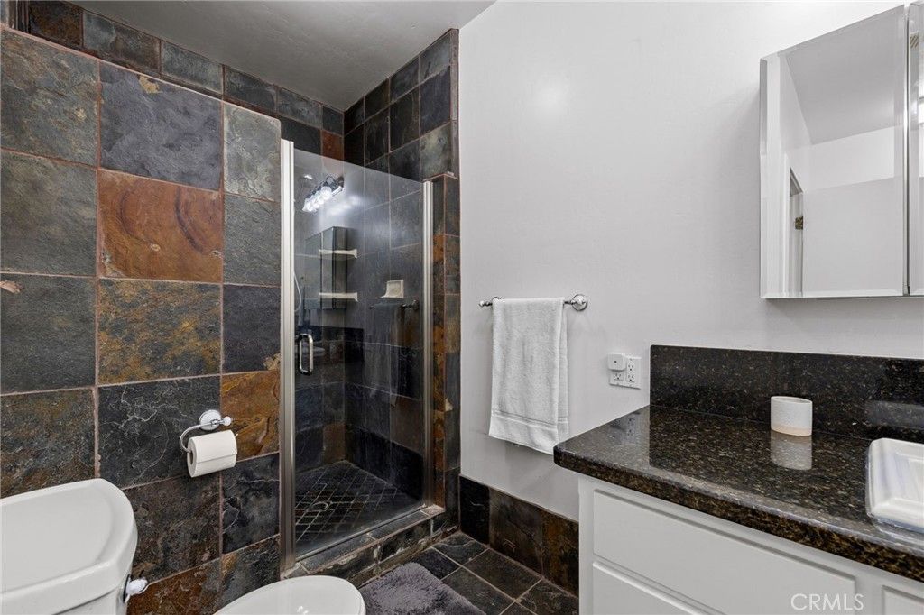 Image 16 of property listing at 28106 Highway 119, Taft, CA 93268