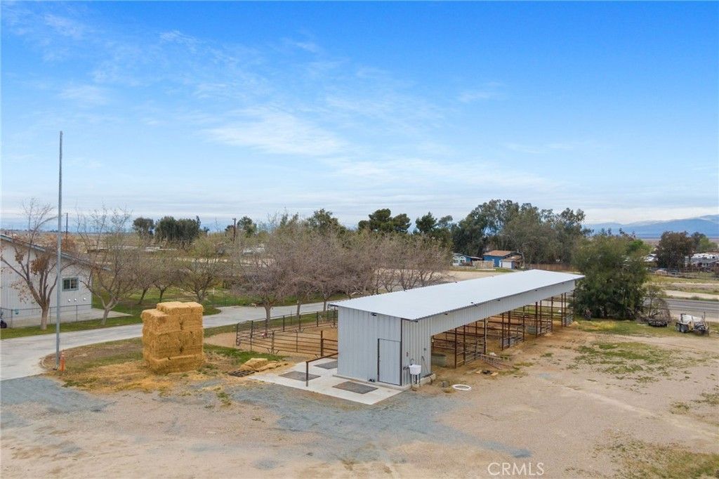 Image 50 of property listing at 28106 Highway 119, Taft, CA 93268
