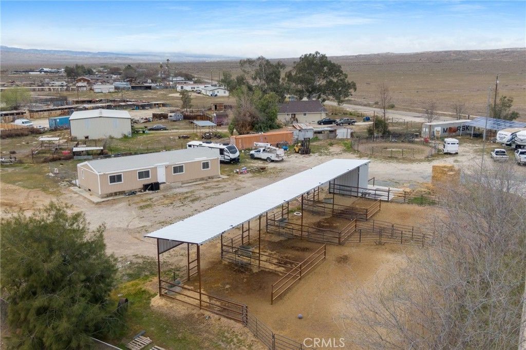 Image 51 of property listing at 28106 Highway 119, Taft, CA 93268