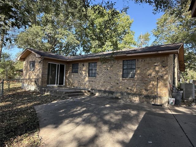 321 Johnson Street, Brenham, TX 77833