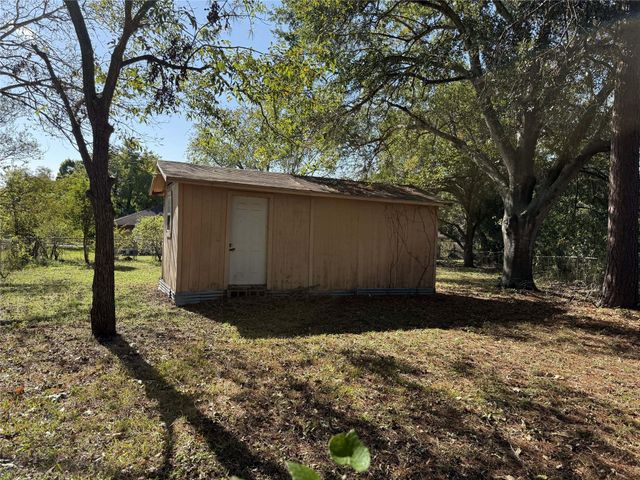 321 Johnson Street, Brenham, TX 77833
