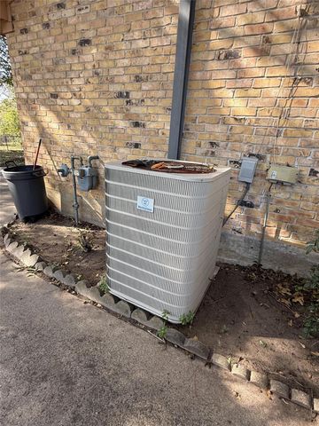 321 Johnson Street, Brenham, TX 77833