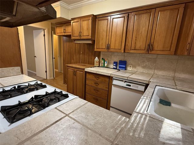 321 Johnson Street, Brenham, TX 77833