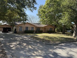 321 Johnson Street, Brenham, TX 77833