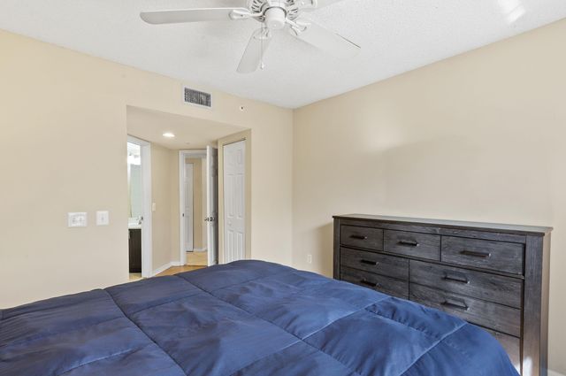 4159 N Haverhill Road 1319, West Palm Beach, FL 33417