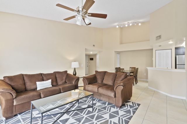 4159 N Haverhill Road 1319, West Palm Beach, FL 33417