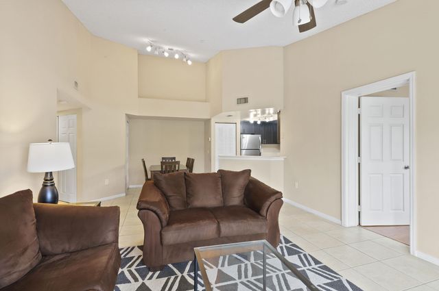 4159 N Haverhill Road 1319, West Palm Beach, FL 33417