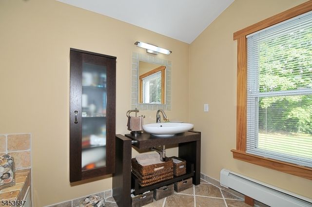 1700 Westover Rd, Linden City, NJ 07036