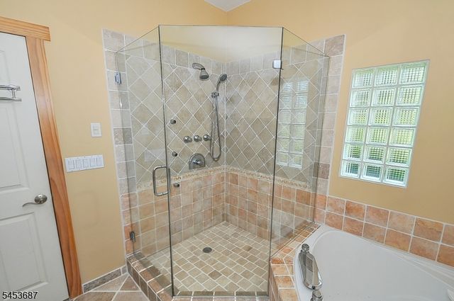 1700 Westover Rd, Linden City, NJ 07036