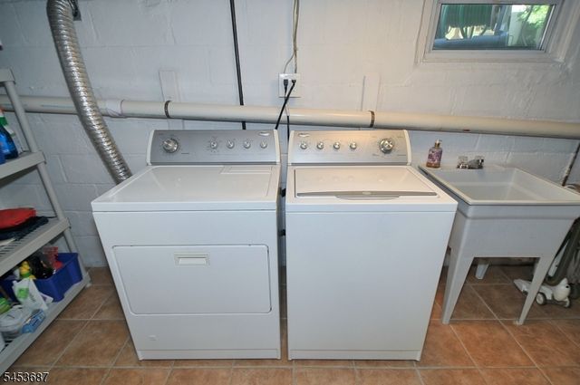 1700 Westover Rd, Linden City, NJ 07036