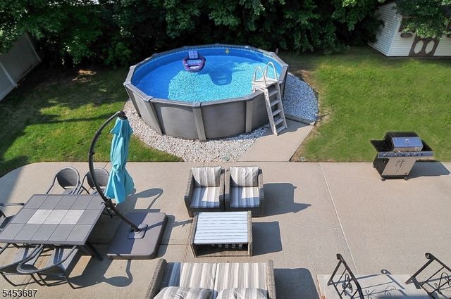 1700 Westover Rd, Linden City, NJ 07036