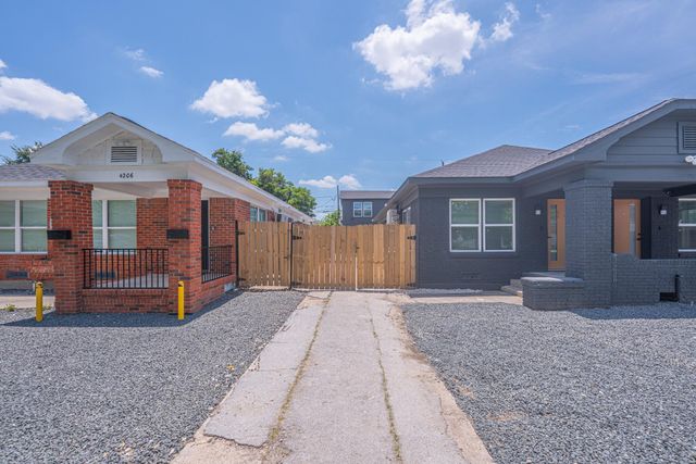 4202 Clay Street B, Houston, TX 77023