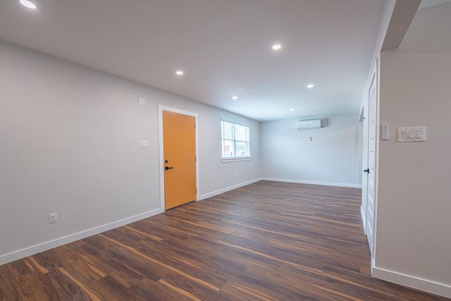 4202 Clay Street B, Houston, TX 77023