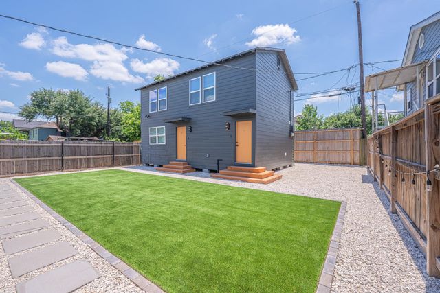 4202 Clay Street B, Houston, TX 77023