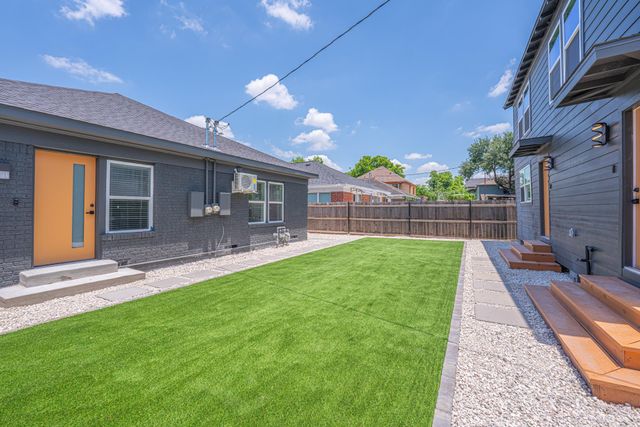 4202 Clay Street B, Houston, TX 77023