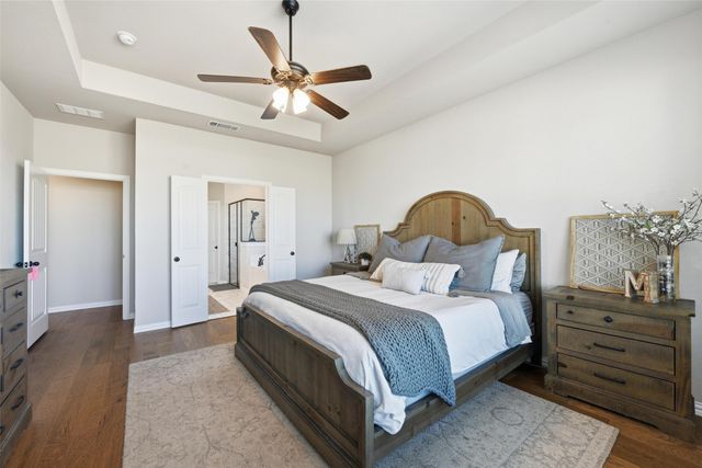 116 Oak Grove Drive, Rhome, TX 76078