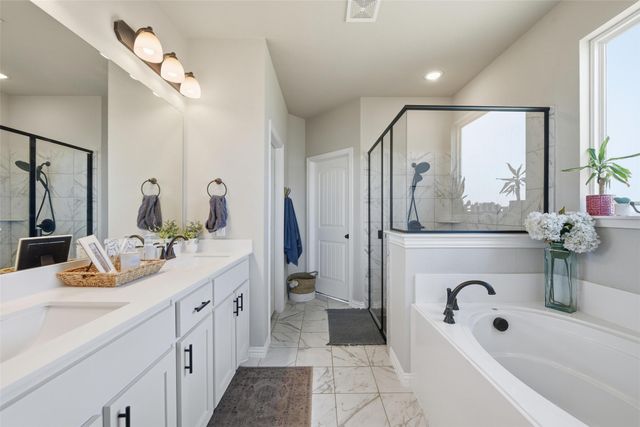 116 Oak Grove Drive, Rhome, TX 76078