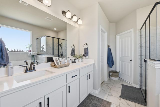 116 Oak Grove Drive, Rhome, TX 76078