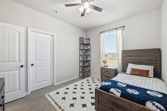 116 Oak Grove Drive, Rhome, TX 76078